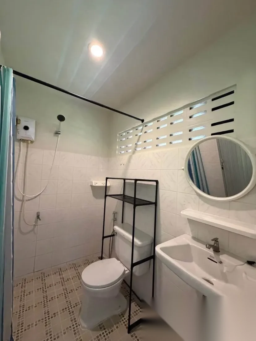 1 Bedroom House for rent · Chalong · Garden View — photo 6
