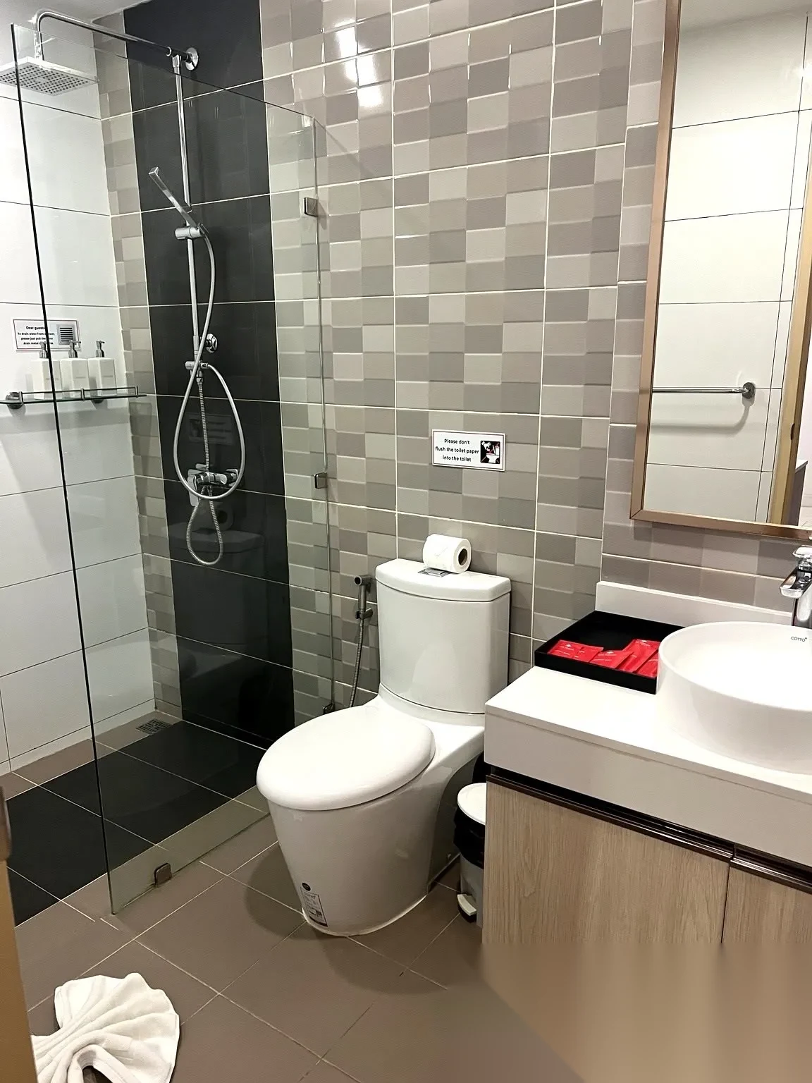 1 Bedroom Apartment for rent at The Proud Rawai Condominium complex · Rawai — photo 3