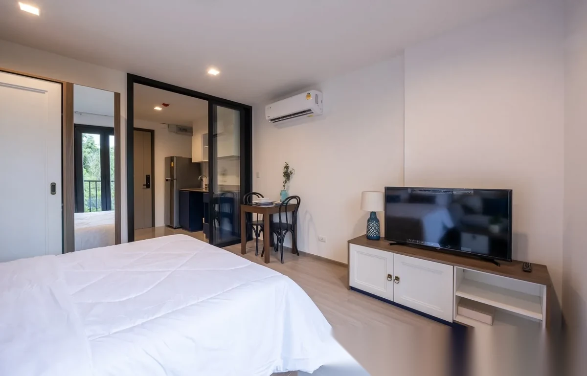 Studio Apartment for rent at THE BASE Central Phuket complex · Wichit — photo 4