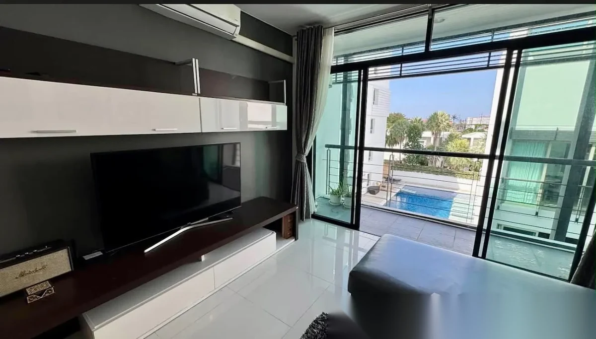 3 Bedroom Apartment for rent at Kamala Regent complex · Kamala · Pool View — photo 3