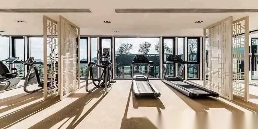 Апартаменты 1BR в ЖК The Base Height · Пхукет-таун · Вид на бассейн — фото 10