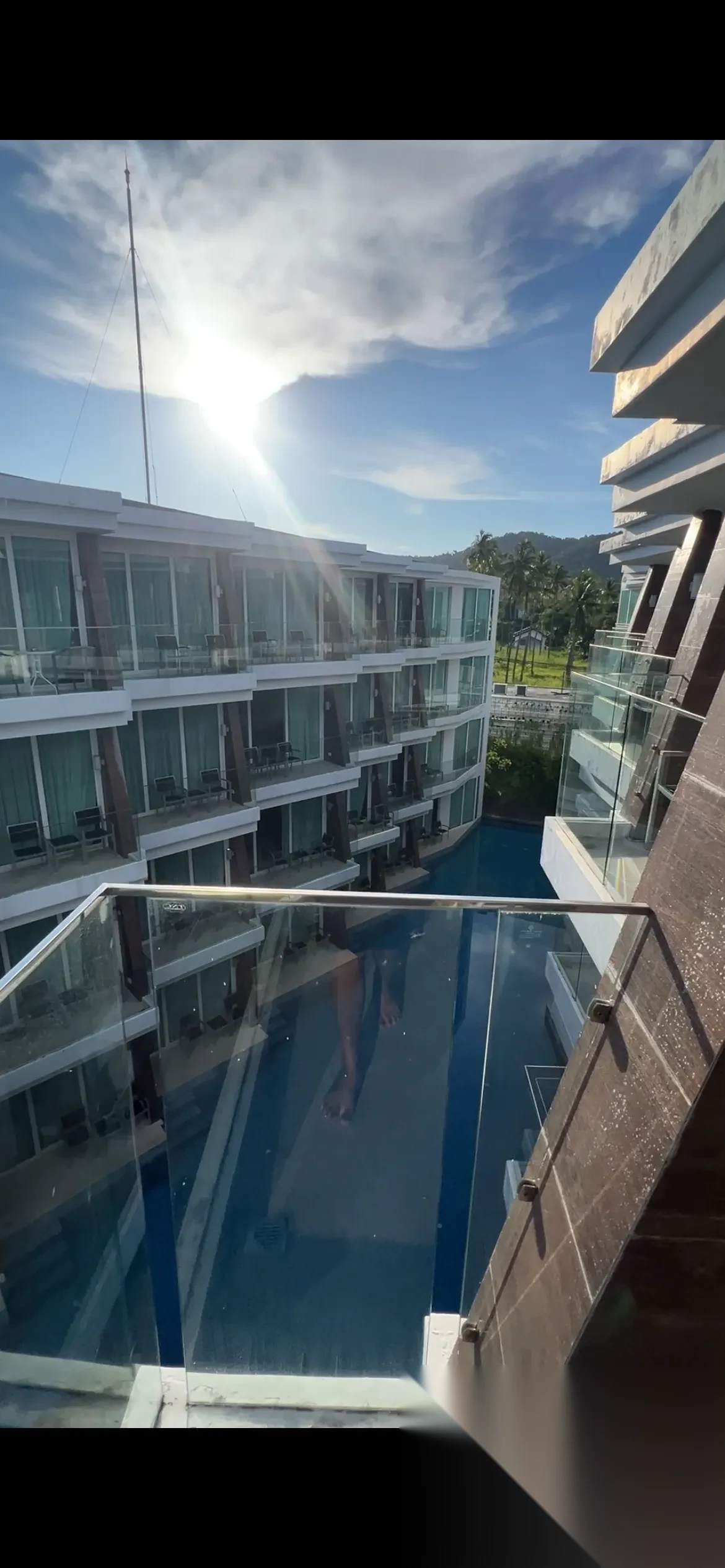 Апартаменты 1BR в ЖК The Beachfront · Раваи · Частичный вид на море — фото 6