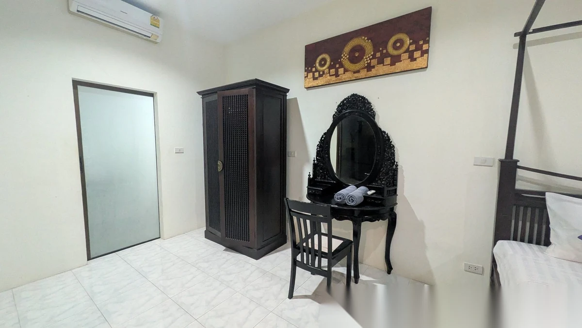 Апартаменты 1BR в ЖК Rawai Seaview Condominium · Раваи · Вид на бассейн — фото 5