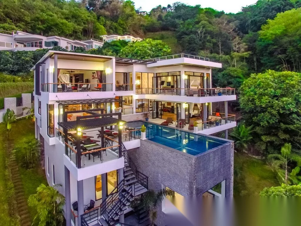 Вилла 6BR в комплексе Grand Villa Luxury · Чернг Тале / Bang Tao · Вид в сад — фото 5