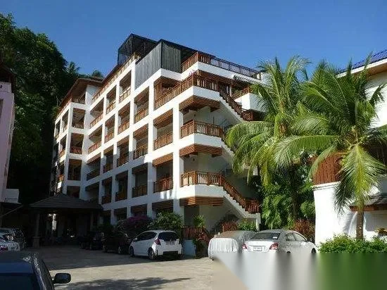 Апартаменты 1BR в ЖК Surin Sabai · Чернг Тале / Bang Tao · Вид на бассейн — фото 18