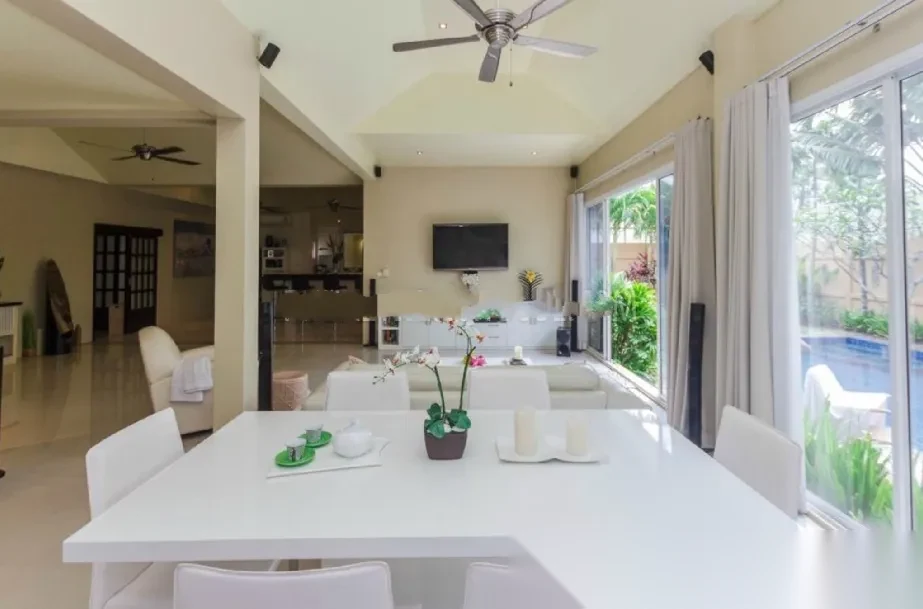 2 Bedroom Villa for rent at Sinsuk Thanee Village complex · Si Sunthon · Pool View — photo 10