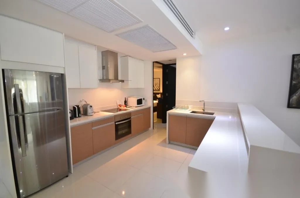 Апартаменты 2BR в ЖК Sansuri · Чернг Тале / Bang Tao · Вид в сад — фото 5