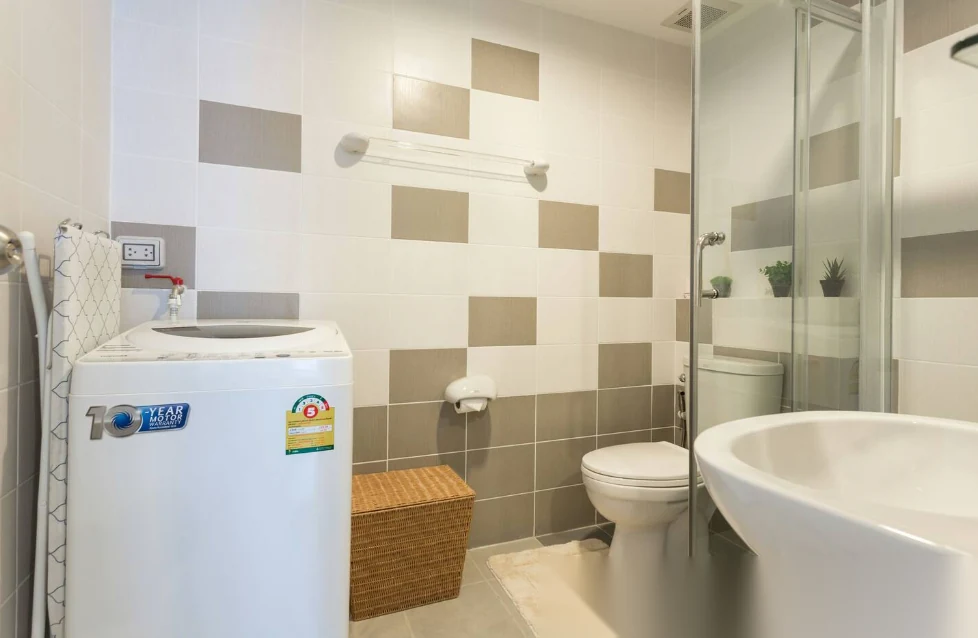 Апартаменты 2BR в ЖК ZCAPE III · Вичит · Вид на бассейн — фото 12