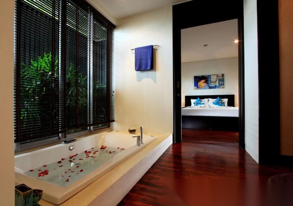 2 Bedroom Penthouse for rent at Kata Gardens complex · Karon · Sea View — photo 10