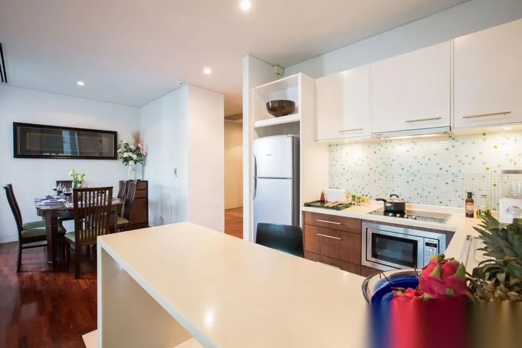 Апартаменты 2BR в ЖК Kata Gardens · Карон · Вид на бассейн — фото 8