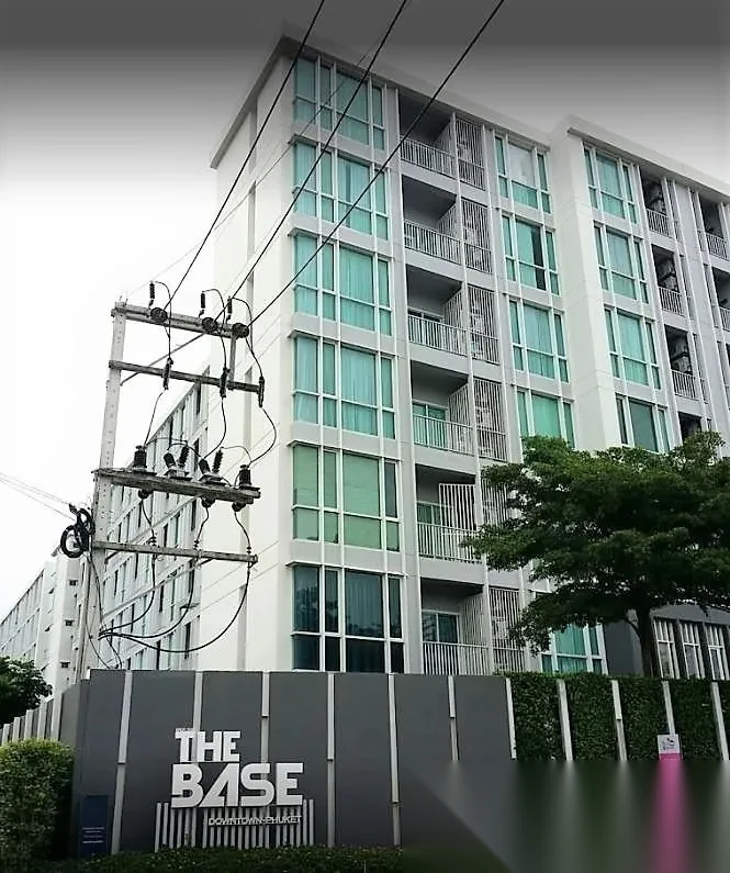 Апартаменты 1BR в ЖК The Base Downtown · Вичит · Вид на бассейн — фото 2