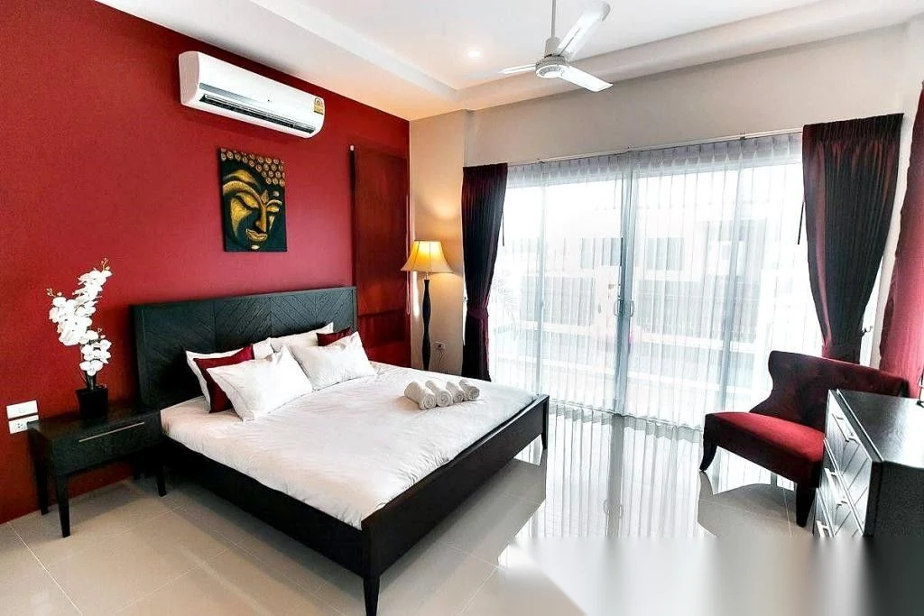 3 Bedroom House for rent at Ananda Lake View complex · Thep Krasattri · Pool View — photo 8