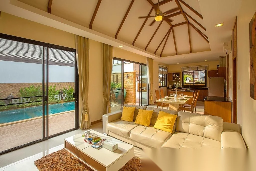 Вилла 3BR в комплексе Rawai VIP Villas & Kids Park · Раваи · Вид на бассейн — фото 2