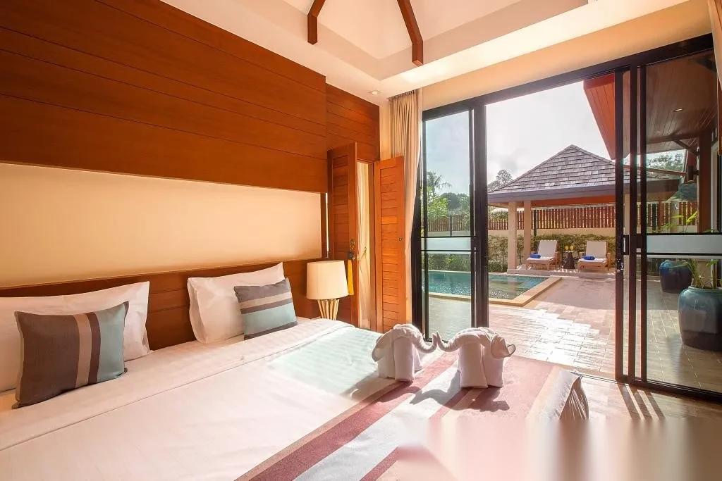 Вилла 3BR в комплексе Rawai VIP Villas & Kids Park · Раваи · Вид на бассейн — фото 8