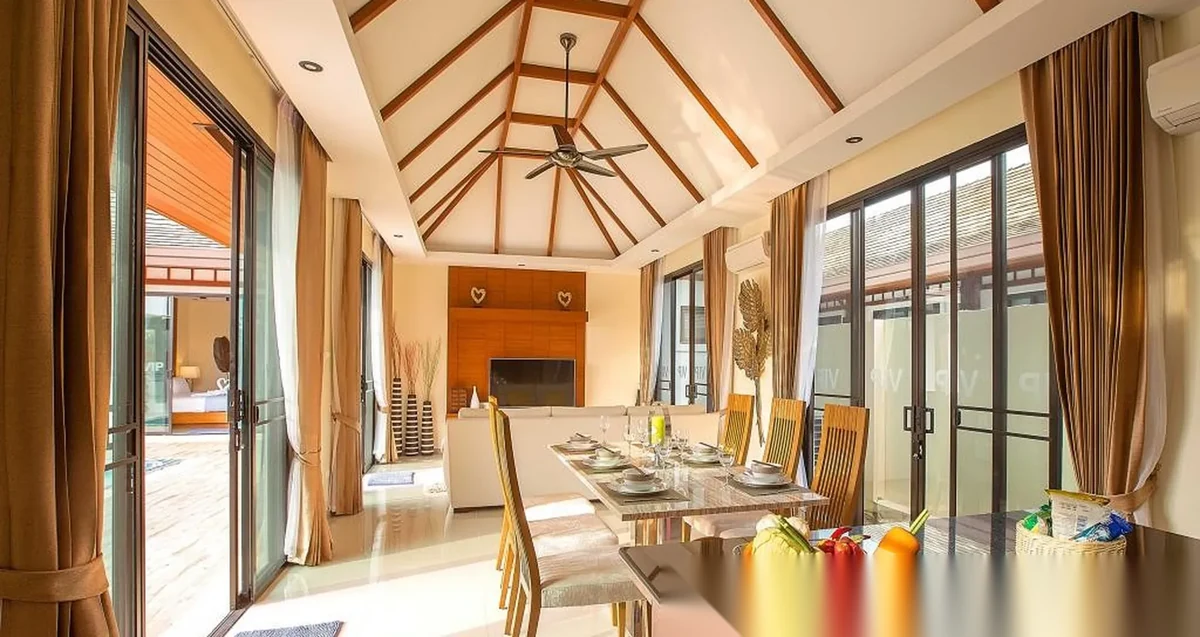 Вилла 4BR в комплексе Rawai VIP Villas & Kids Park · Раваи · Вид на бассейн