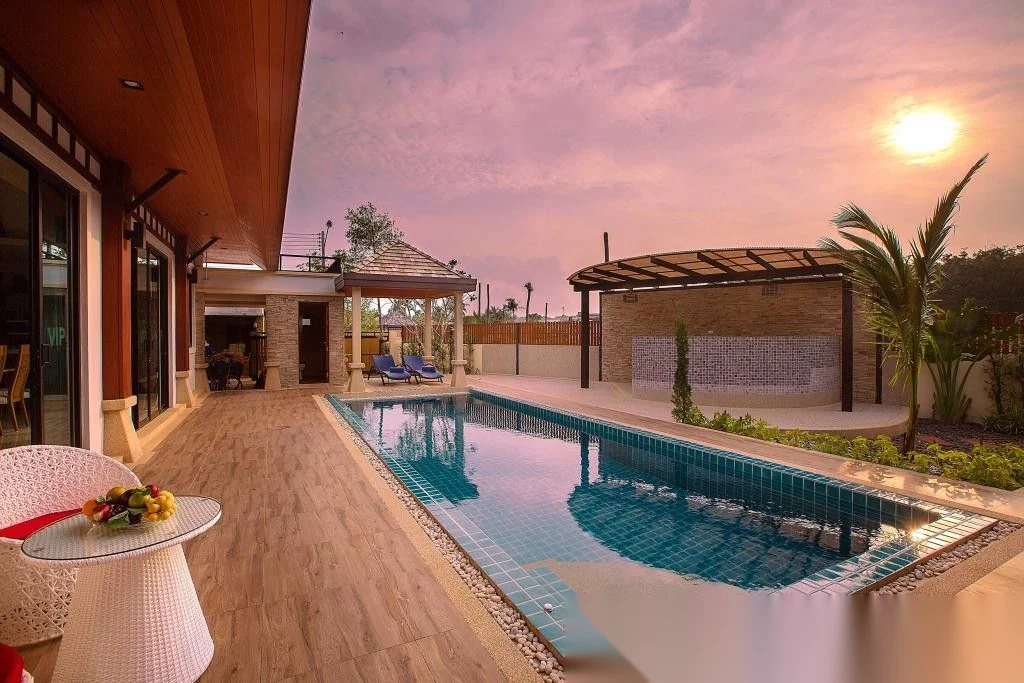 Вилла 4BR в комплексе Rawai VIP Villas & Kids Park · Раваи · Вид на бассейн — фото 4