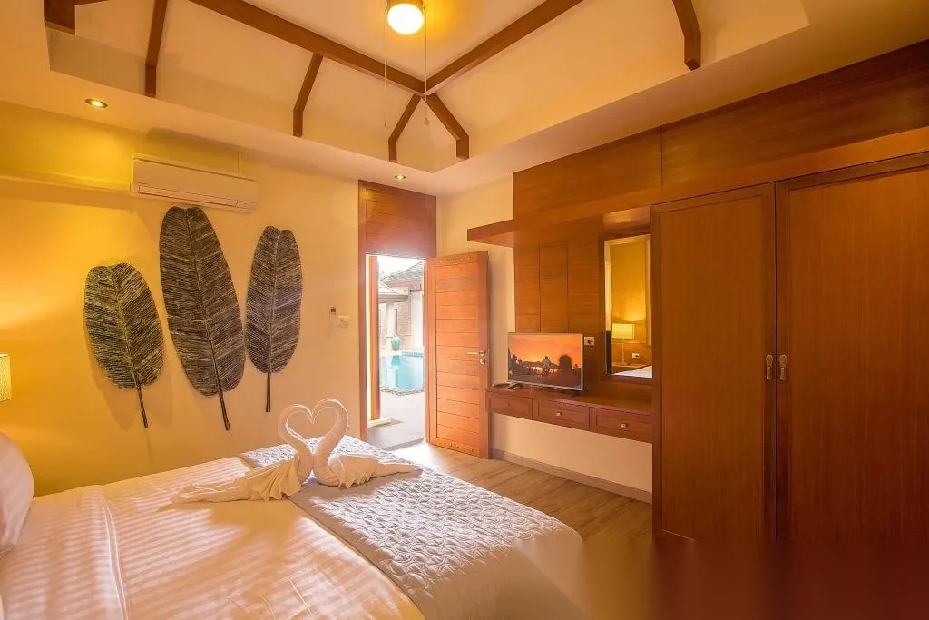 Вилла 6BR в комплексе Rawai VIP Villas & Kids Park · Раваи · Вид на бассейн — фото 8