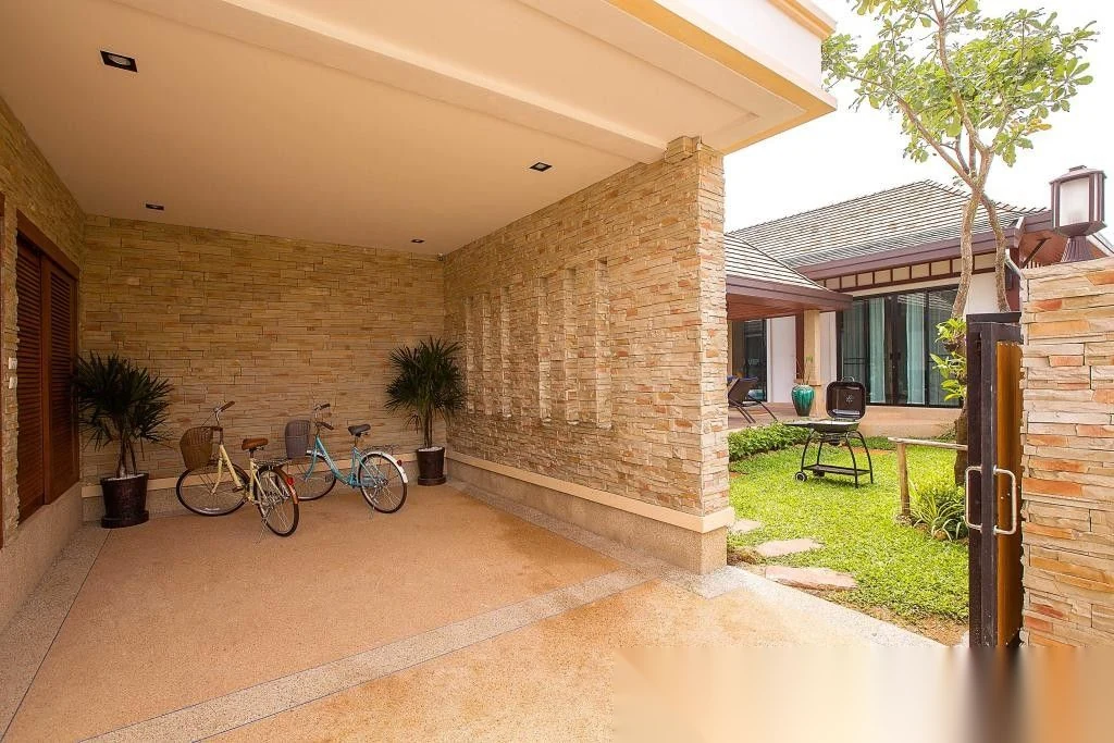 Вилла 6BR в комплексе Rawai VIP Villas & Kids Park · Раваи · Вид на бассейн — фото 11